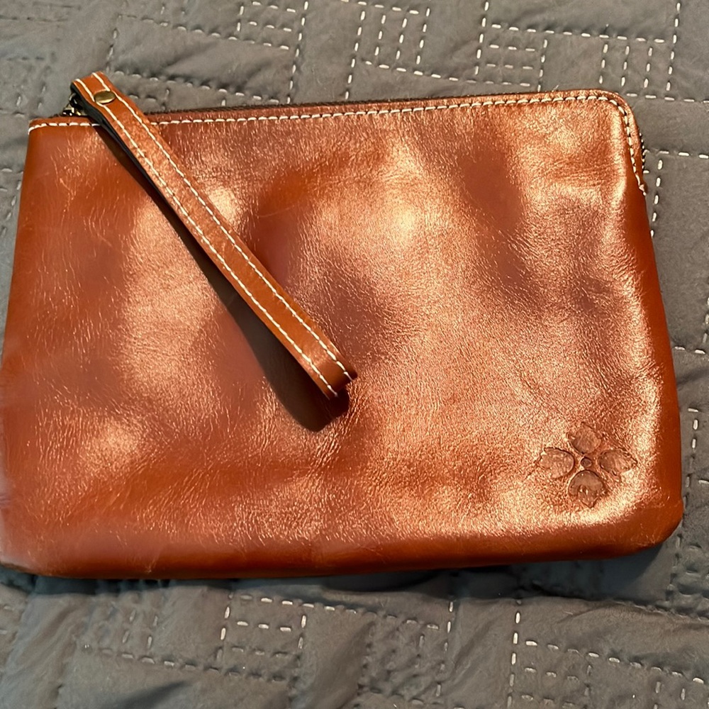 Patricia Nash oversized all leather wristlet